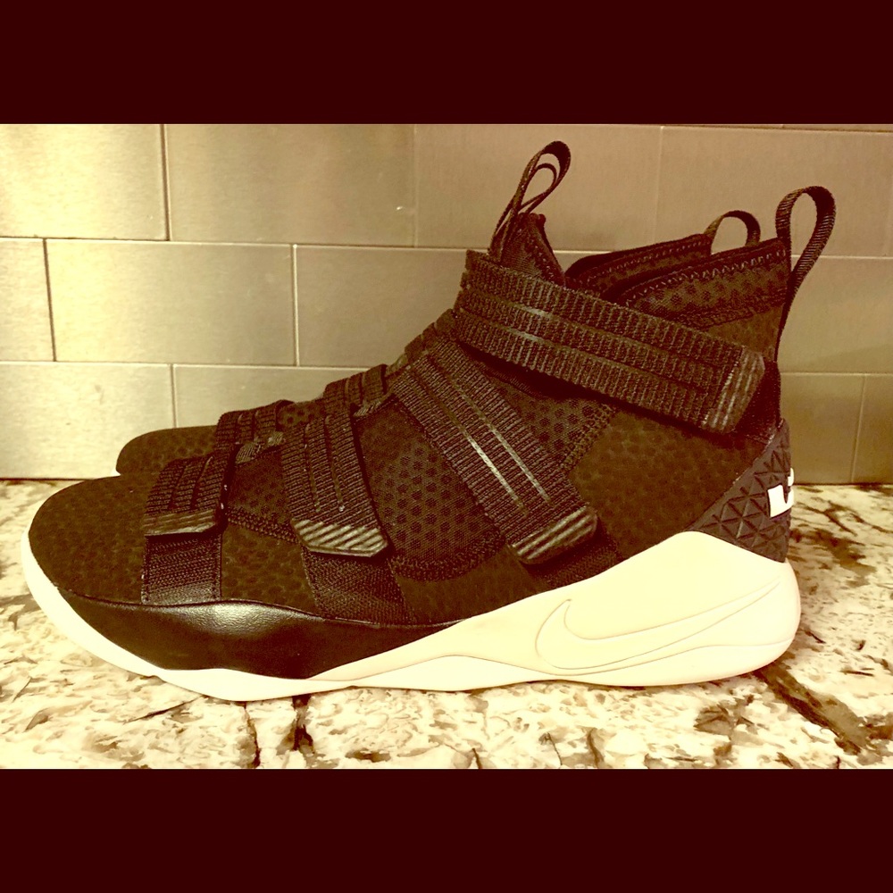 Nike LeBron Soldier XI 11 SRG BN 897646 004